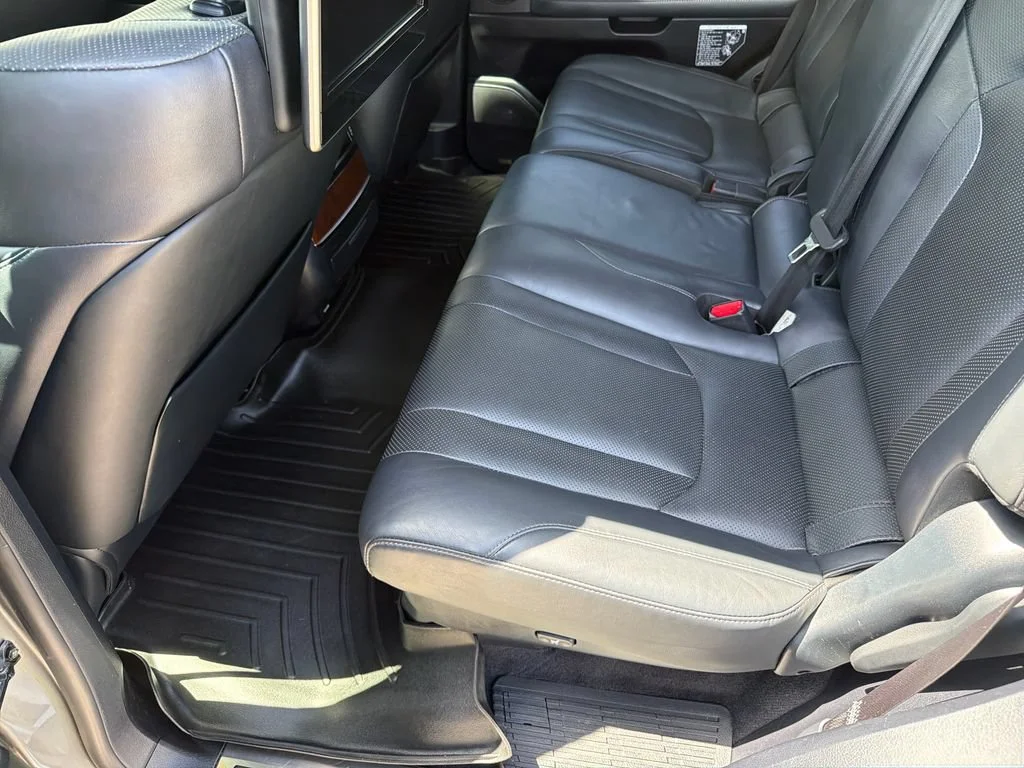 Used 2017  Lexus LX 570 image 38