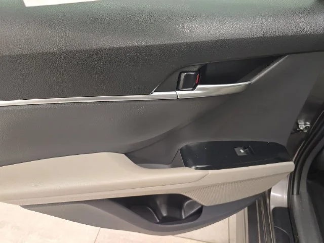 Used 2020 Predawn Gray Mica Toyota SE image 15