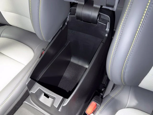 New 2026 Space White Metallic Ford Badlands® image 21