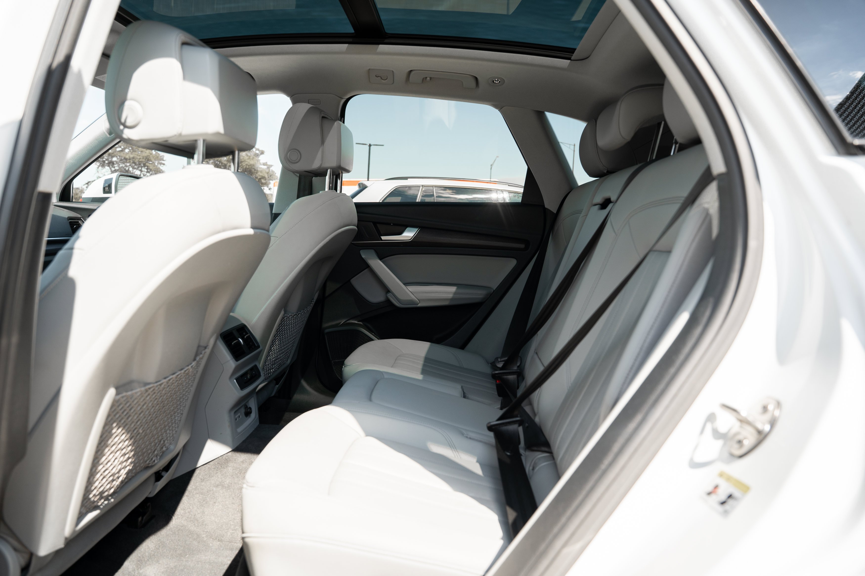 Used 2022 Glacier White Metallic Audi S line Premium Plus image 24