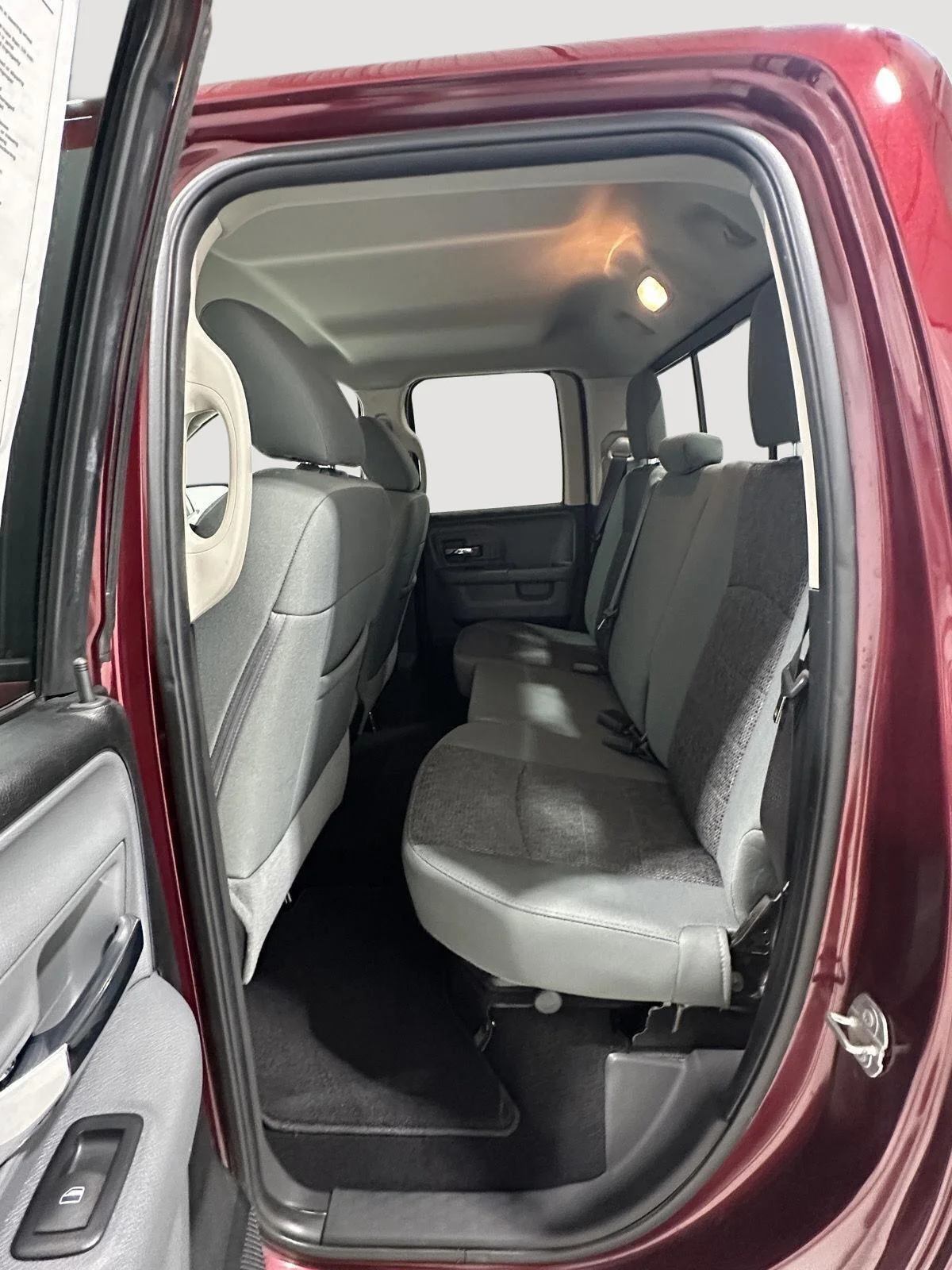 Used 2017 Maroon Ram Big Horn image 19