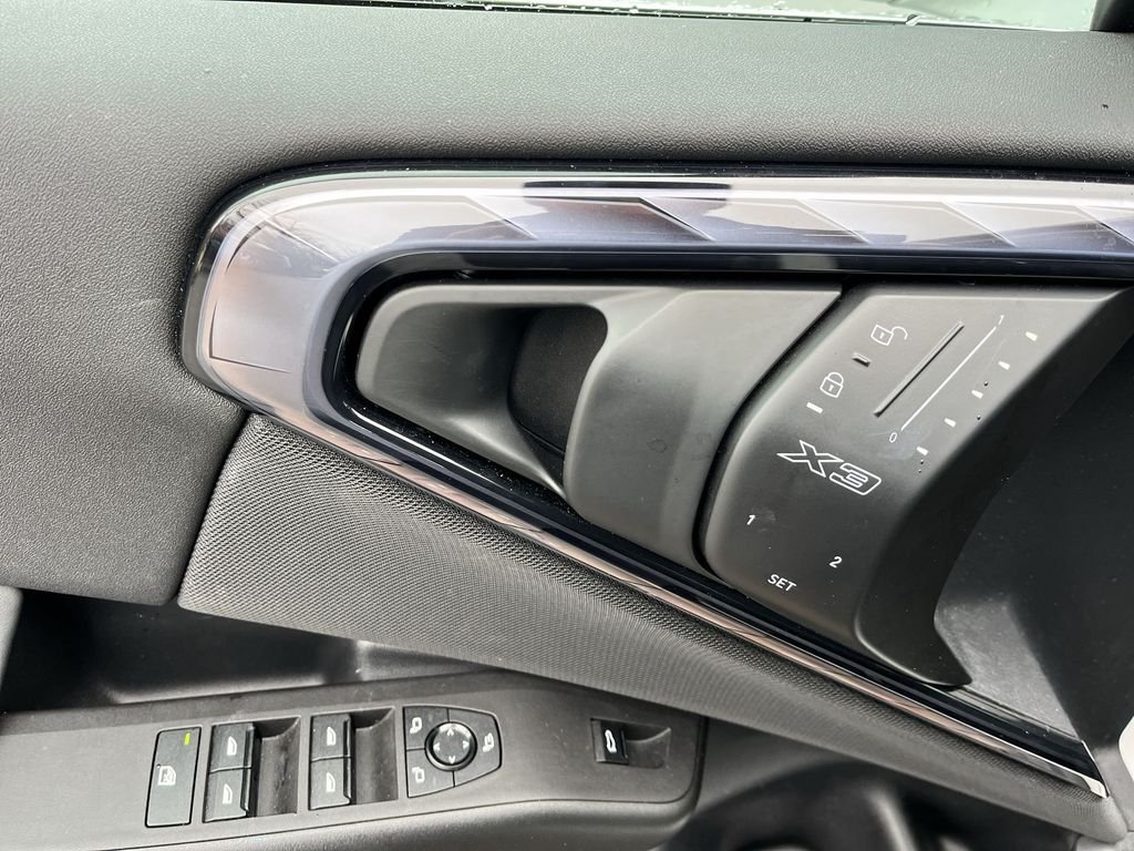 2025 BMW X3 30 - Photo 13