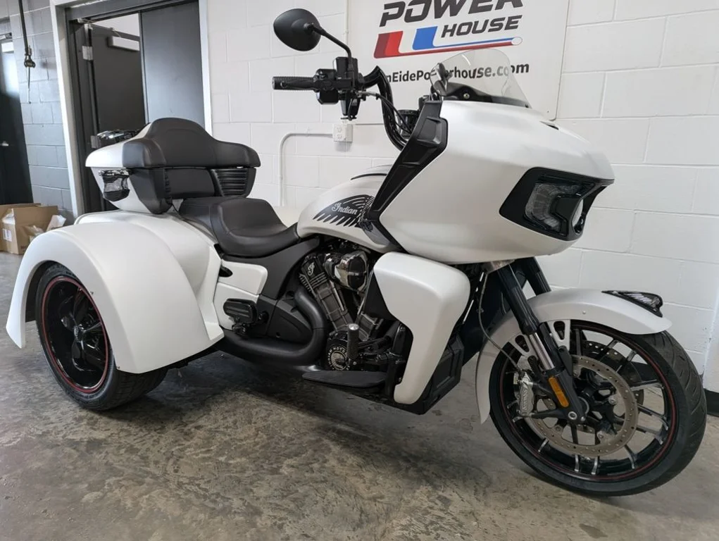 Used 2020 GHOST WHITE Indian Motorcycle Dark Horse White Smoke image 2