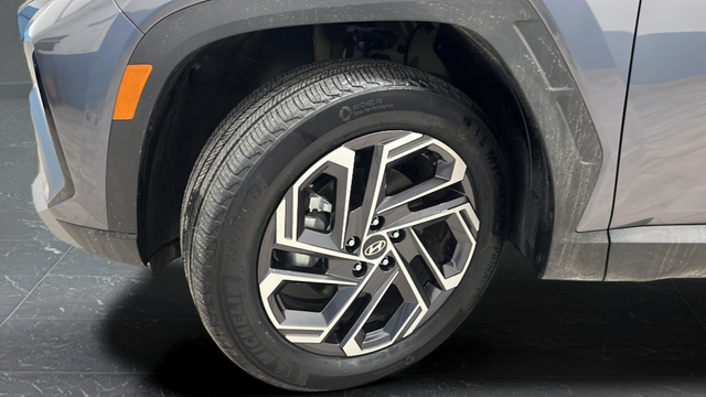 Used 2025 Titanium Gray Hyundai Limited image 39