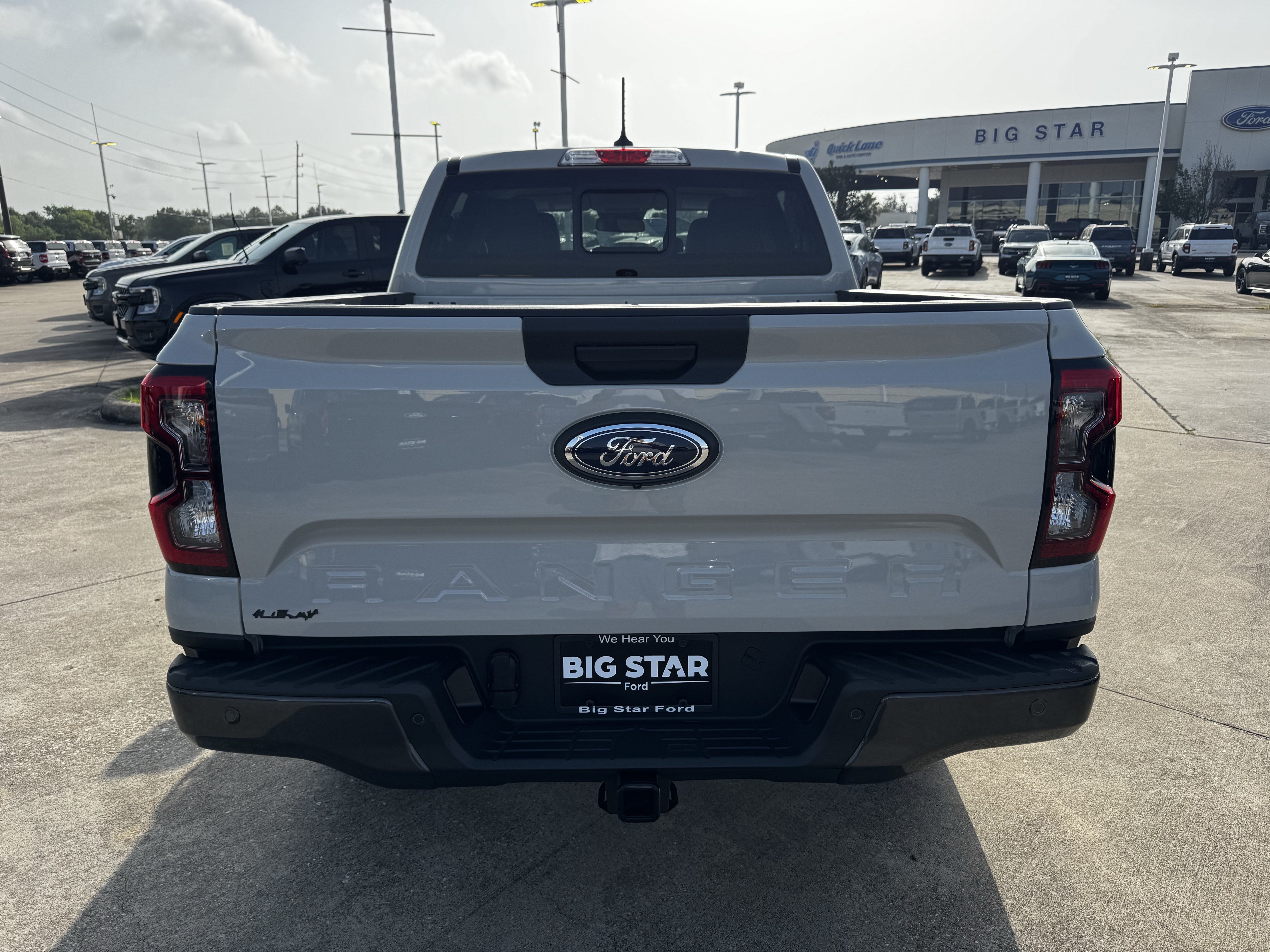 New 2026 Avalanche Ford XLT image 6