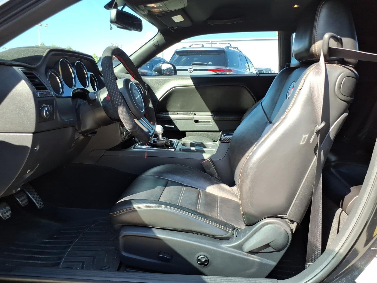 Used 2014 Phantom Black Tri-Coat Pearl Dodge R/T 100th Anniversary Appearance Group image 12