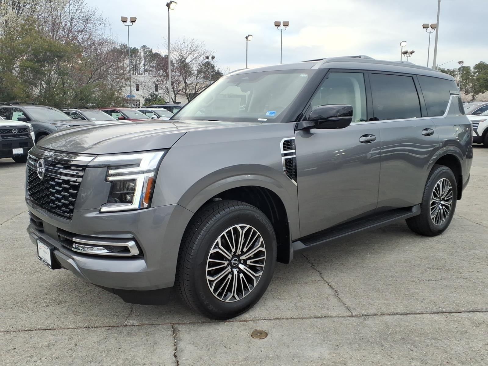 2026 Nissan Armada Platinum 4x4's photo