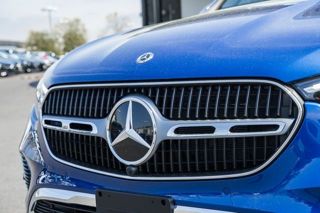 New 2026 Starling Blue Metallic Mercedes-Benz GLC 300 image 12