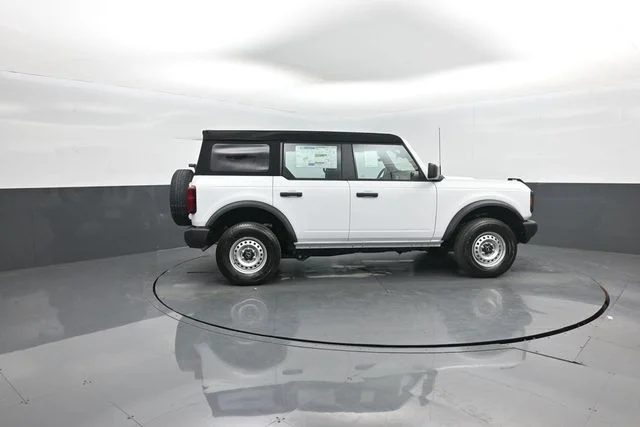 New 2026 White Ford Base image 8
