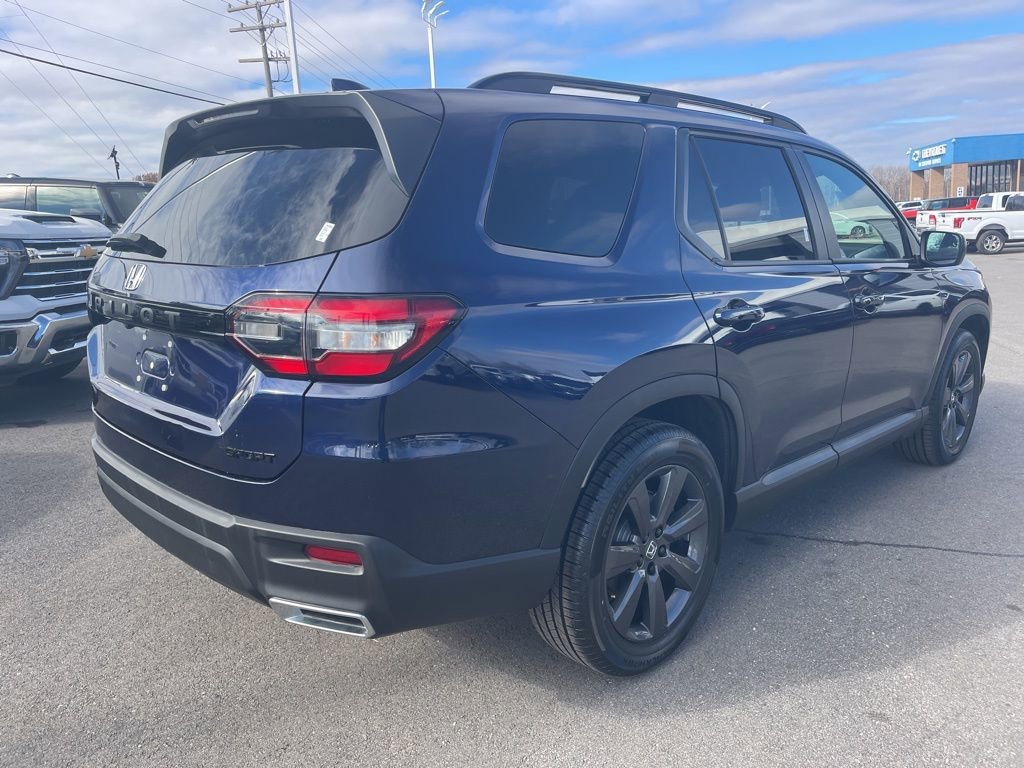 View vehicle photo 5