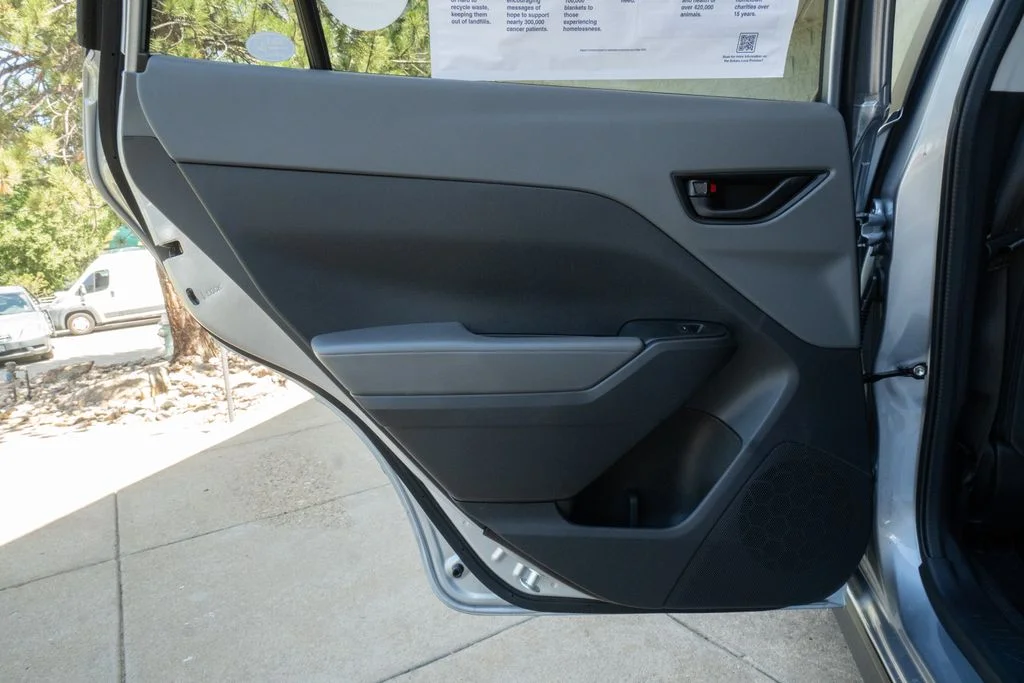 New 2026 ICE SILVER METALLIC Subaru Base image 15