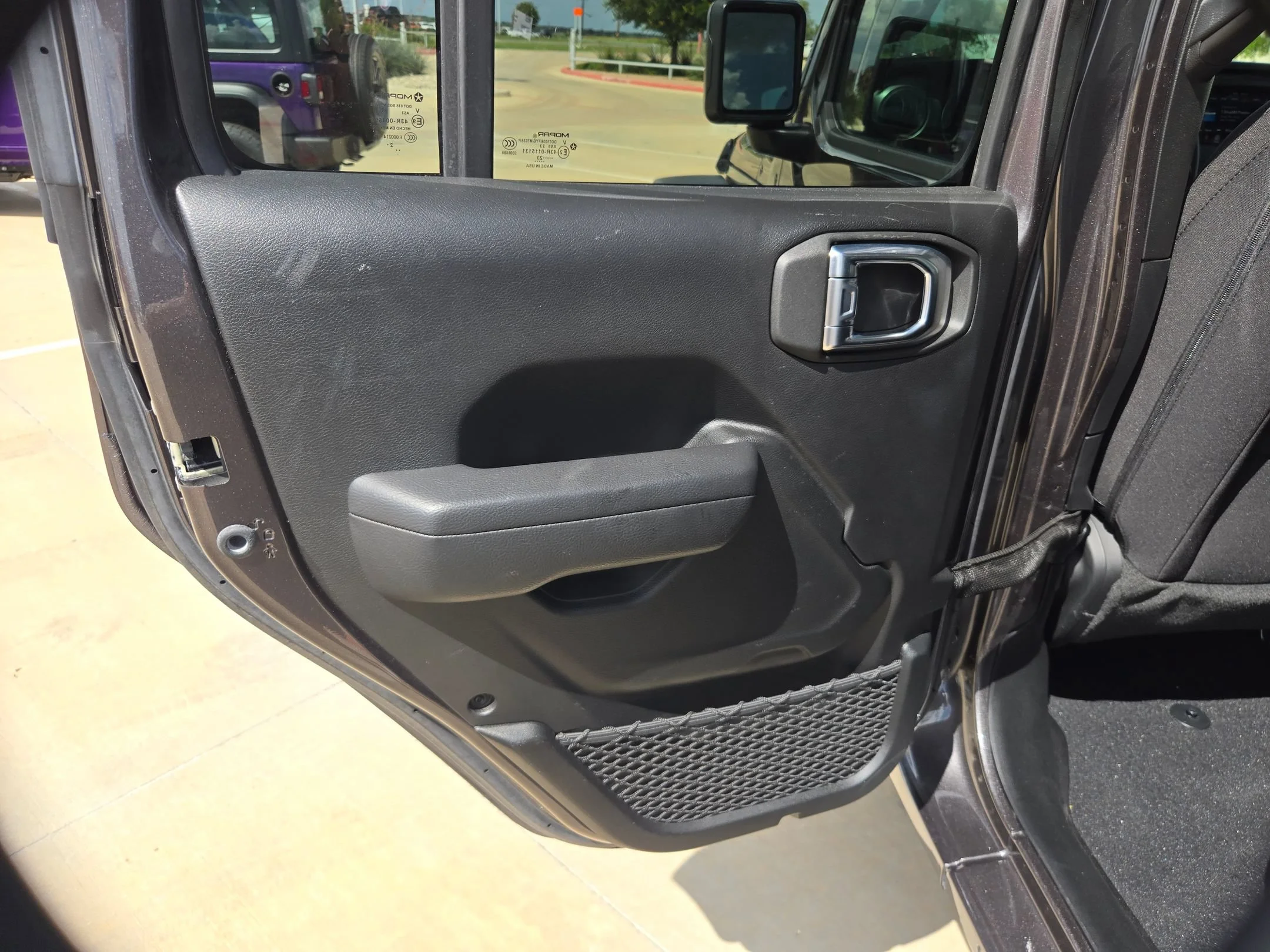 Used 2023 Gray Jeep Sport S image 14