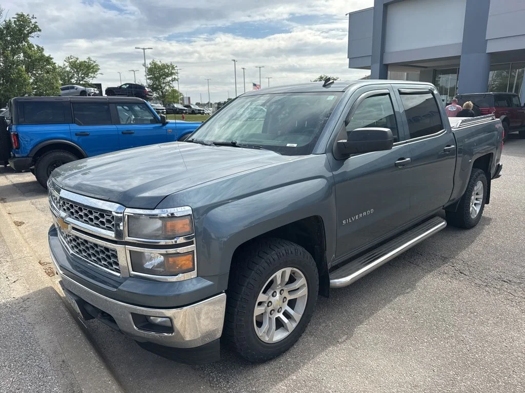 Used 2014 Blue Chevrolet LT image 2