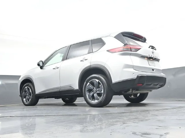 Used 2025 Brilliant Silver Metallic Nissan SV image 34