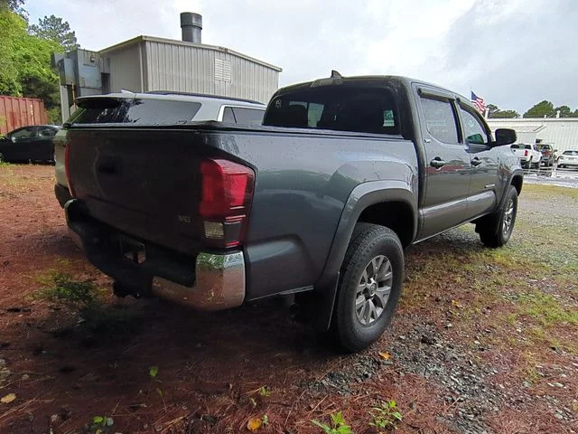 Used 2019 Gray Toyota SR5 image 6