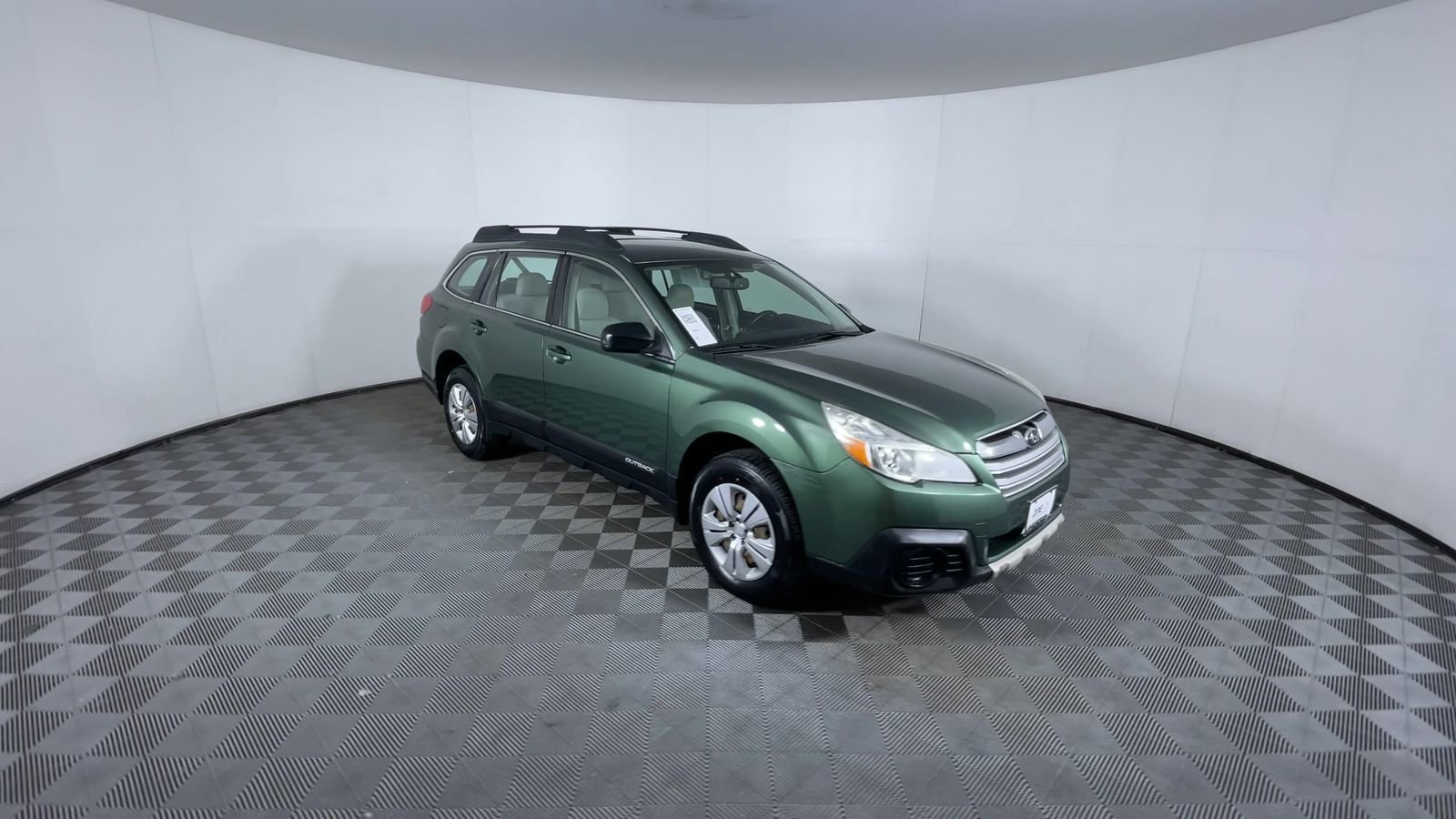 Used 2014 Subaru Outback Base with VIN 4S4BRBAC9E1242978 for sale in Aurora, CO