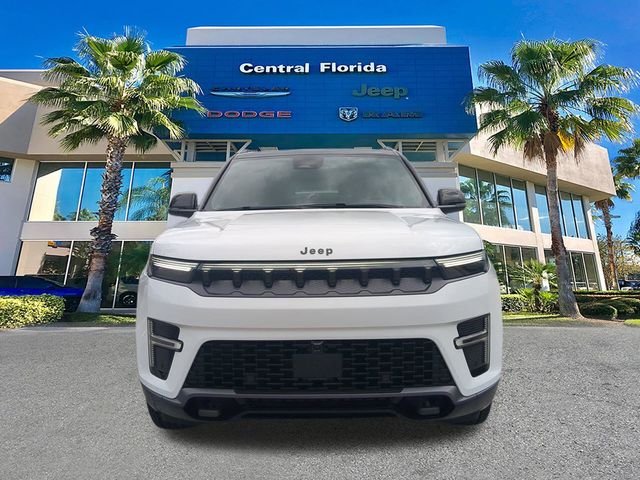 New 2026 Bright White Clear-Coat Exterior Paint Jeep Upland image 3