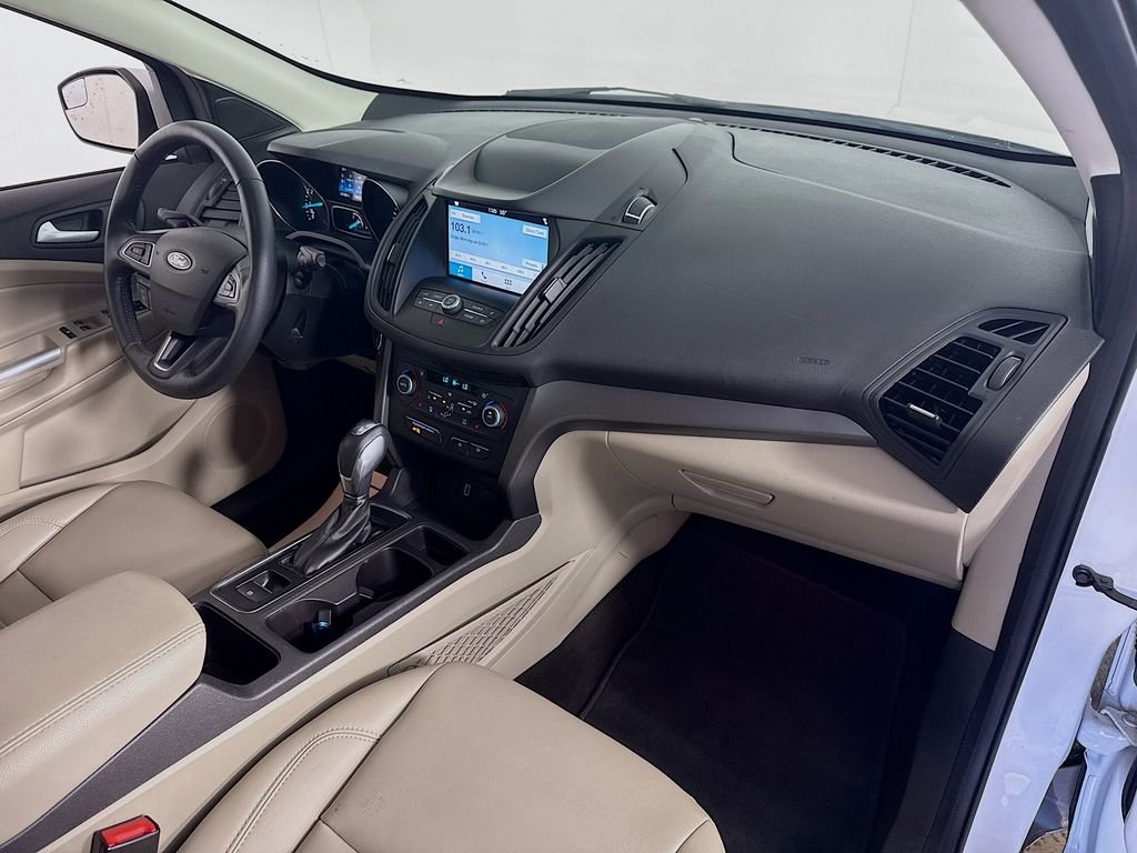 Used 2019 Oxford White Ford SEL image 28