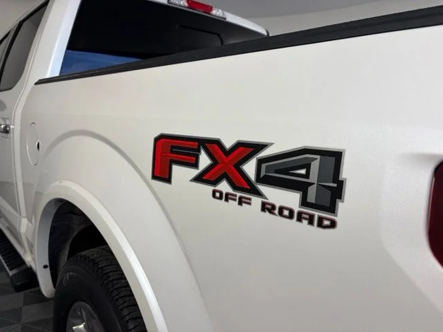 Used 2018 White Platinum Clearcoat Metallic Ford Lariat image 51