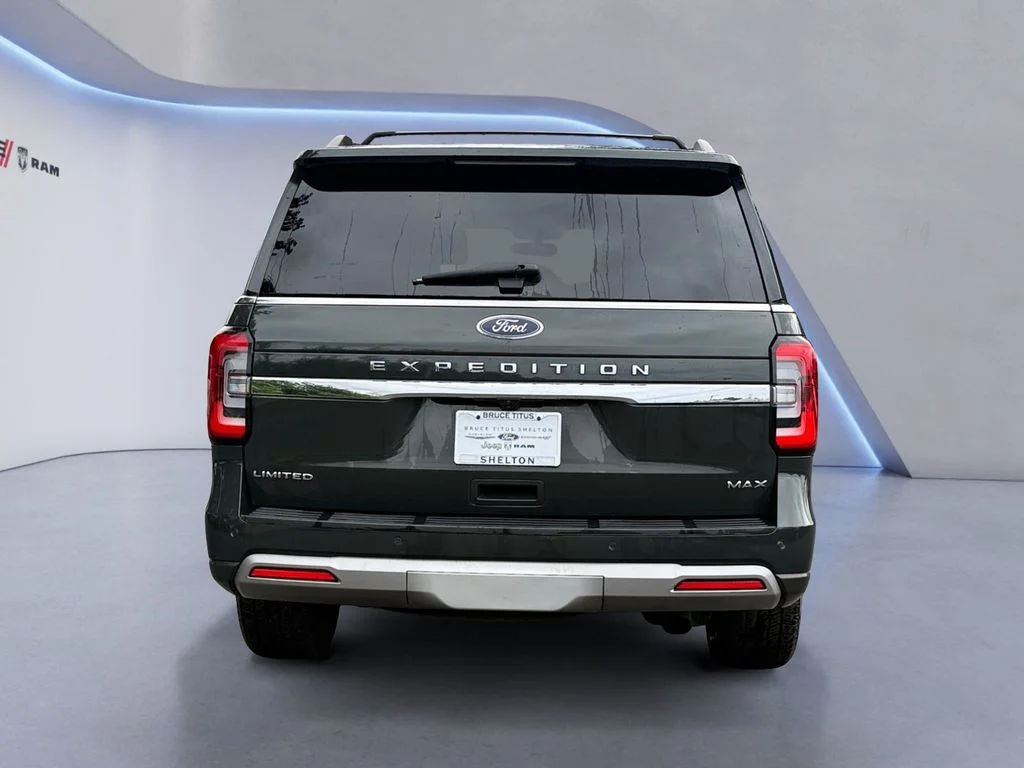 Used 2022 Green Ford Limited image 5
