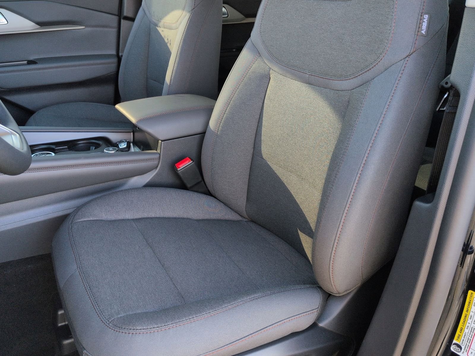 2026 Ford Explorer Active - Photo 17