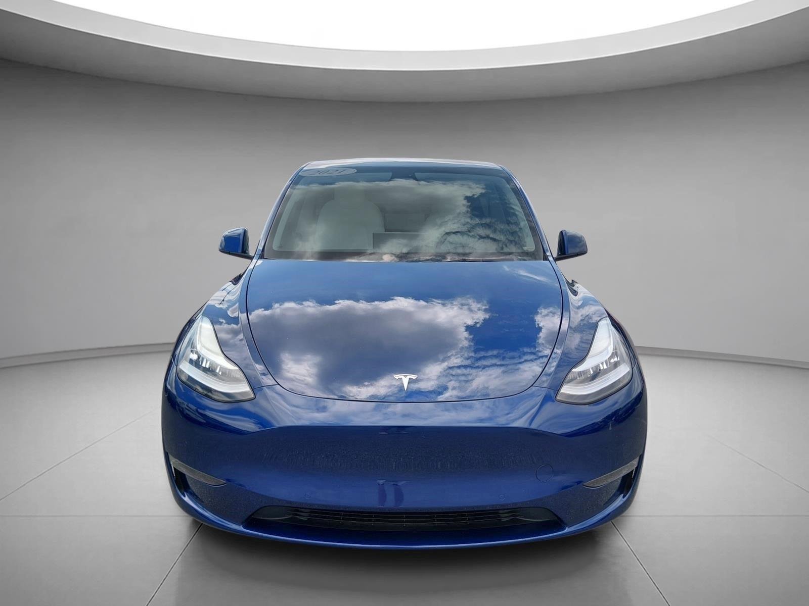 Used 2021  Tesla Long Range image 8