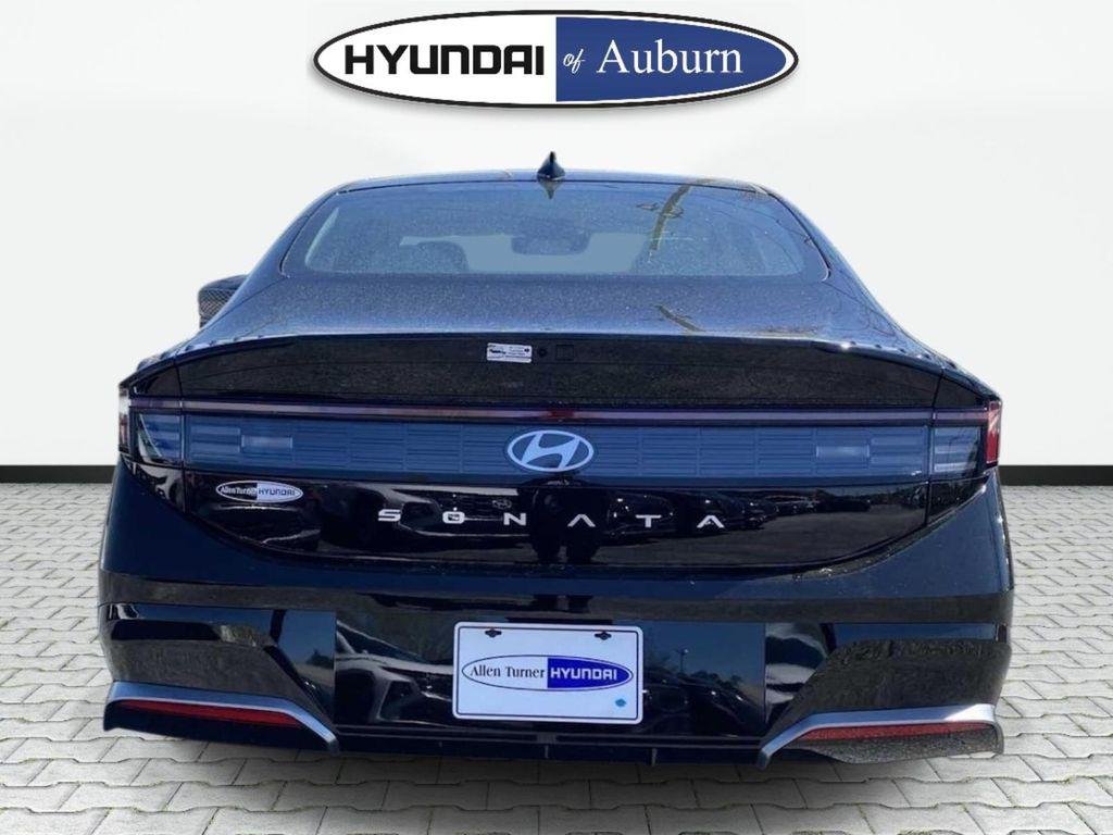 New 2026 Black Hyundai SEL Sport image 6