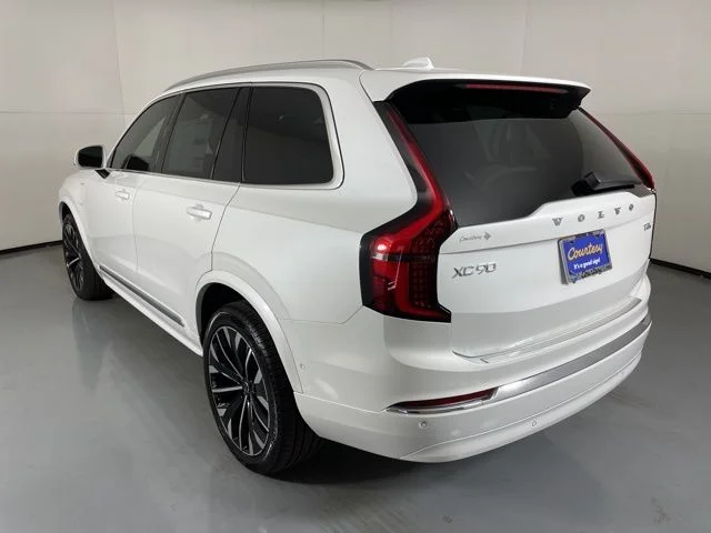 2026 Volvo XC90 Plus - Photo 6