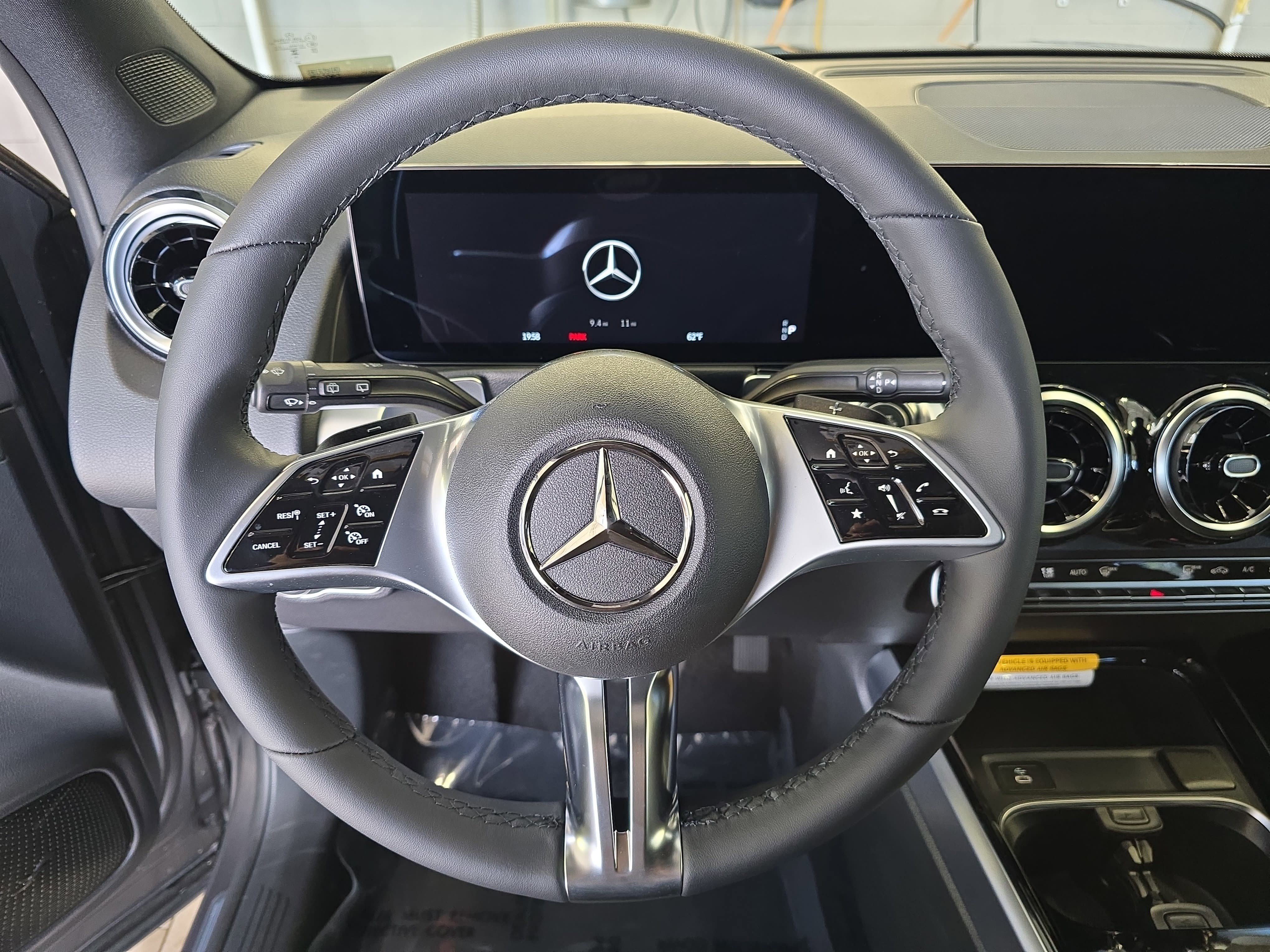 New 2026 Mountain Grey Metallic Mercedes-Benz GLB250 image 19
