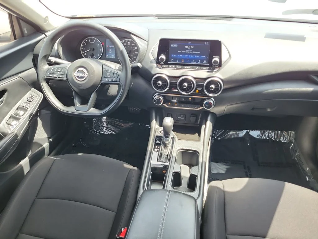 Certified Used 2025 White Nissan S image 15