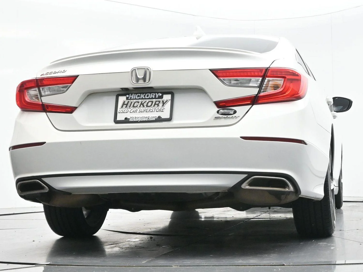 Used 2018 Platinum White Pearl Honda Sport image 46