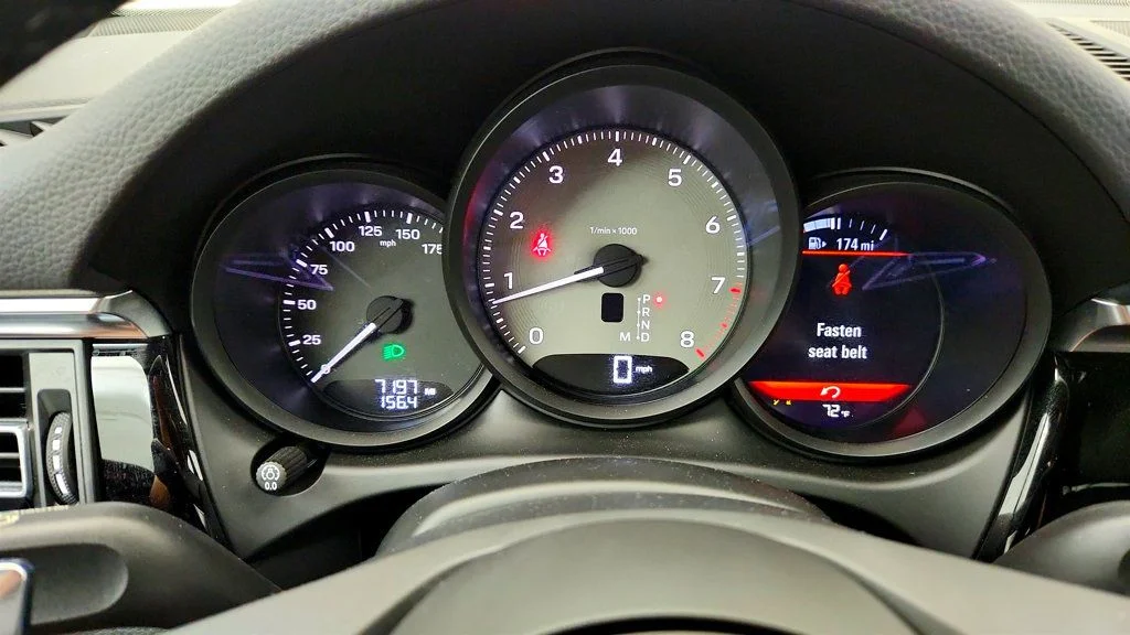 Used 2024 Volcano Grey Metallic Porsche S w/ Premium Plus Package & Sport Chrono Package image 15
