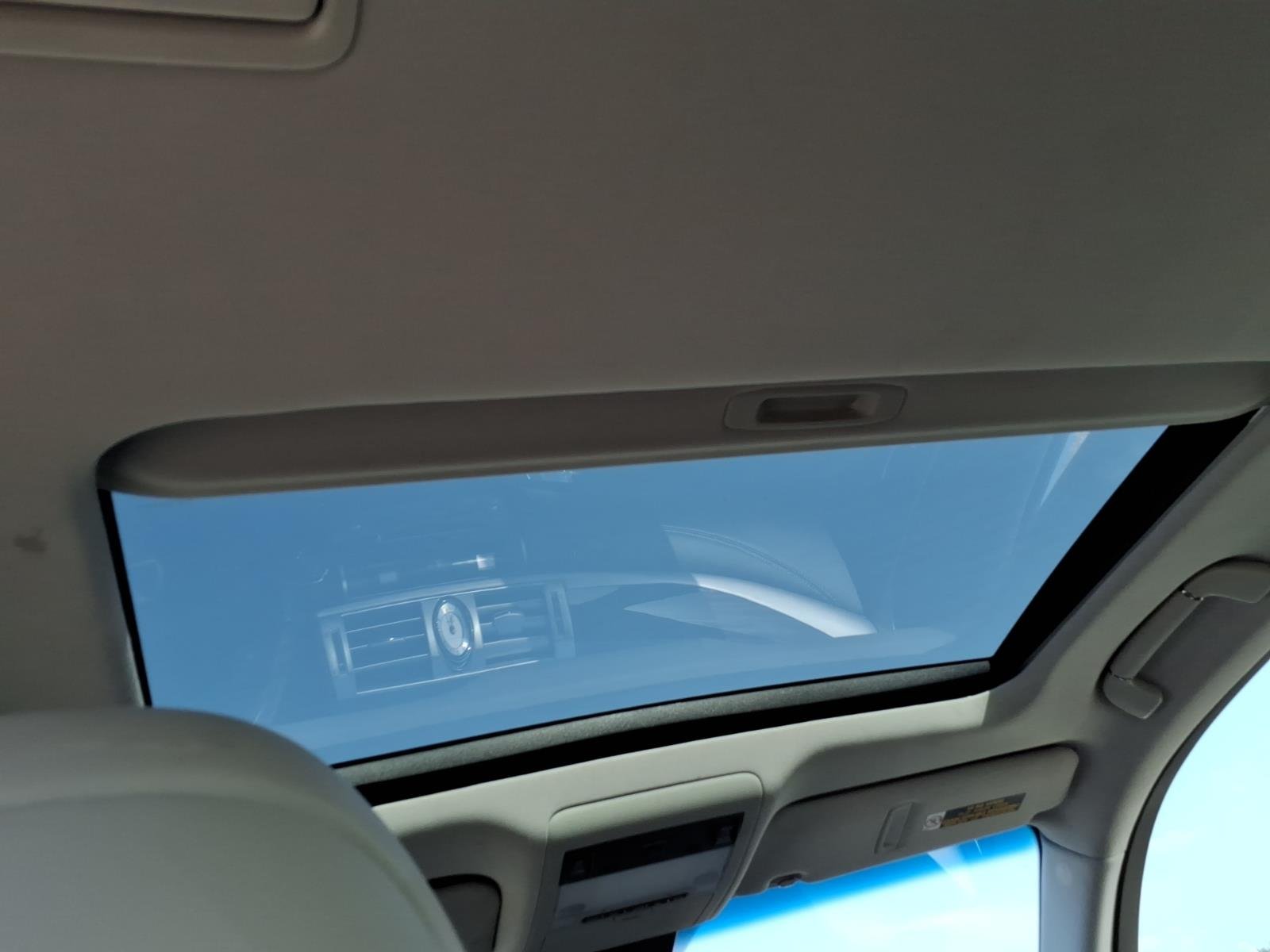Used 2016 Atomic Silver Lexus Base image 9