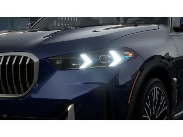 Used 2026 Tanzanite Blue II Metallic BMW sDrive40i image 6