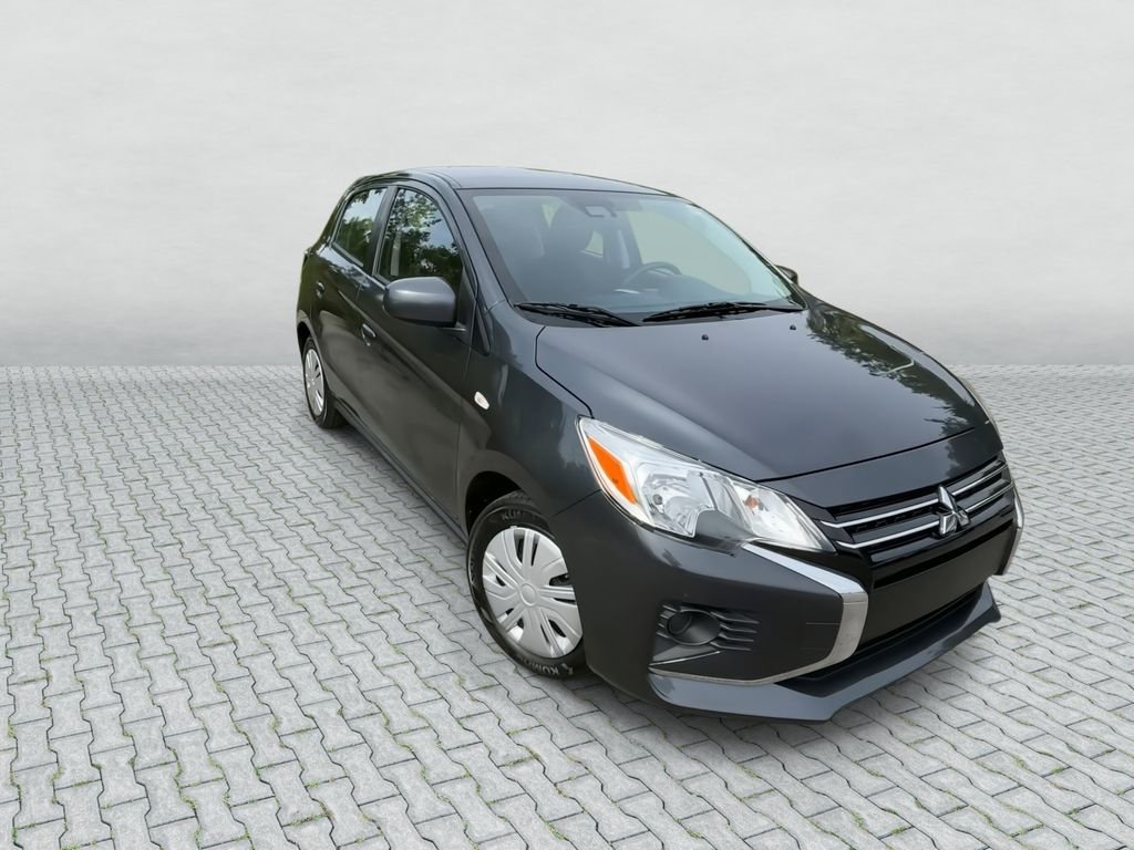 Used 2024  Mitsubishi  image 2