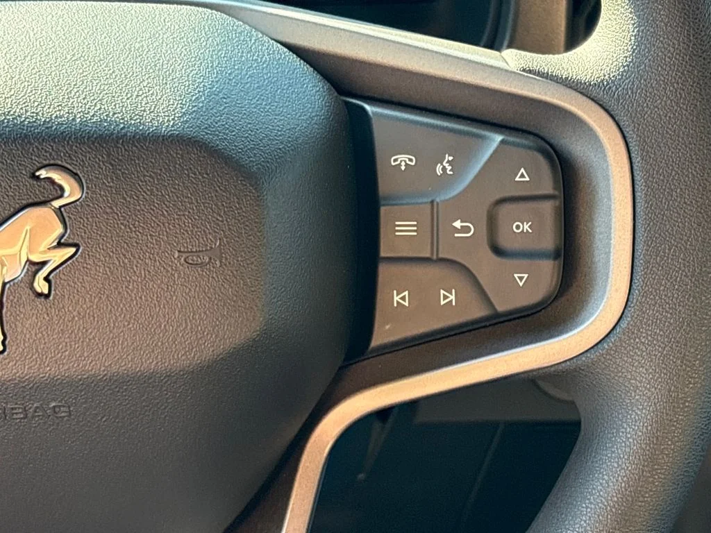 2025 Ford Bronco 4-Door Base - Photo 17