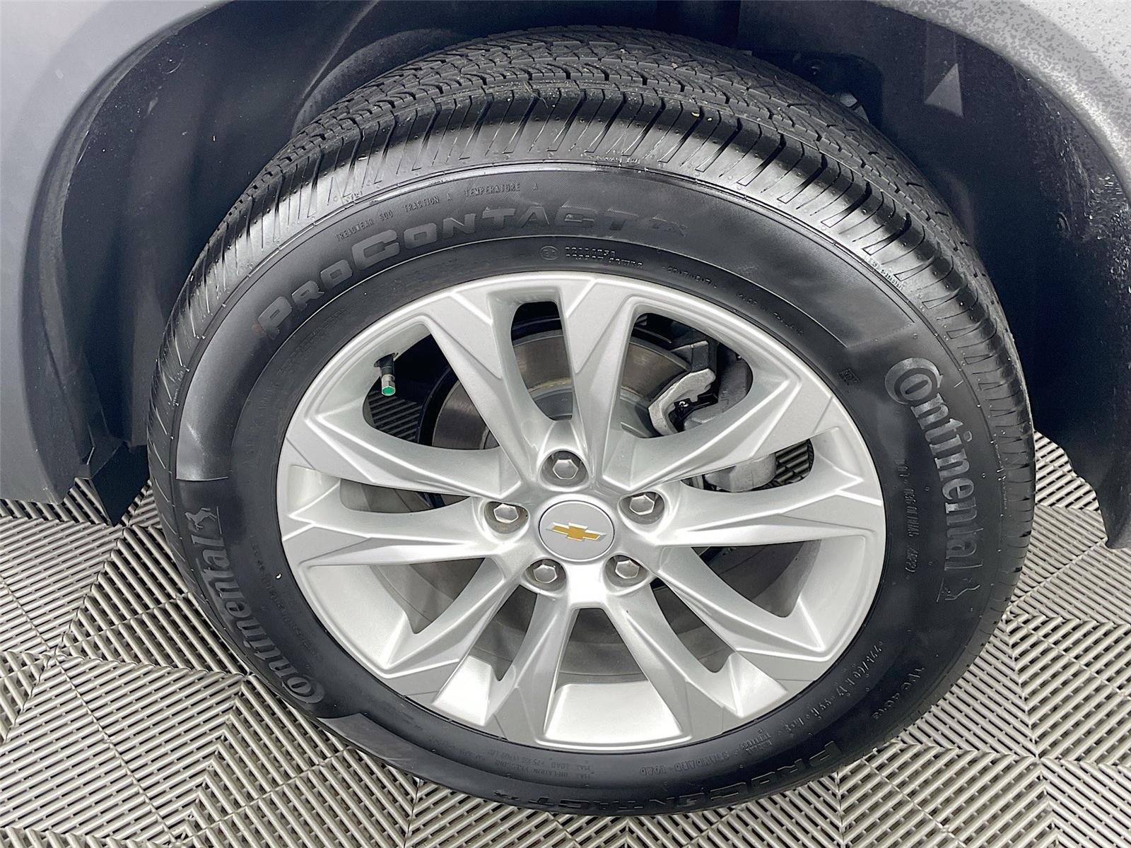 Used 2023 Summit White Chevrolet LS image 32