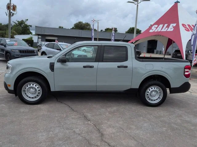 Used 2024 Green Ford XL image 7
