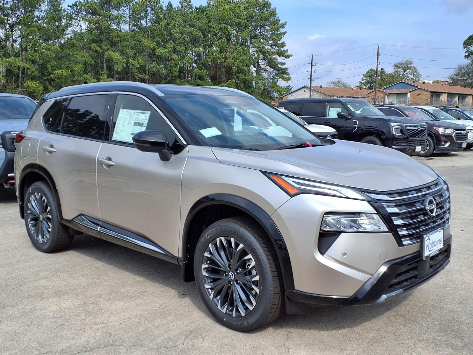 2026 Nissan Rogue Platinum Silver at Robbins Nissan