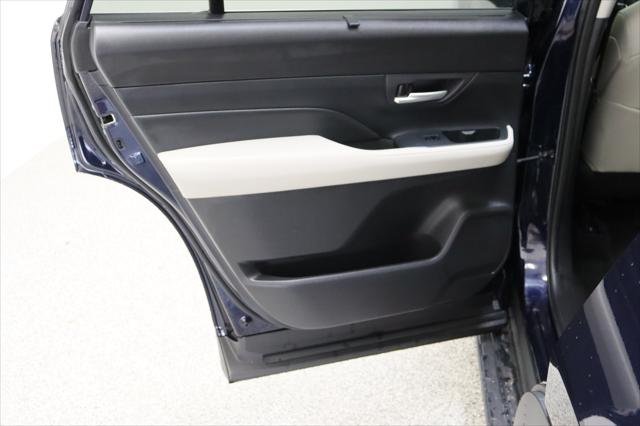 Certified Used 2025 Blueprint Toyota Limited 2.4T image 28