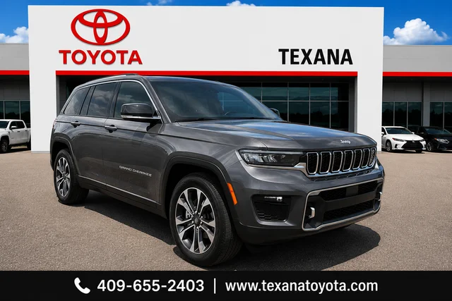 Pre-Owned 2023 Jeep Grand Cherokee Overland 4WD 4D Sport Utility