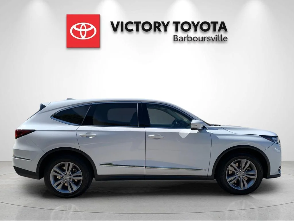 Used 2025 White Acura Base image 6