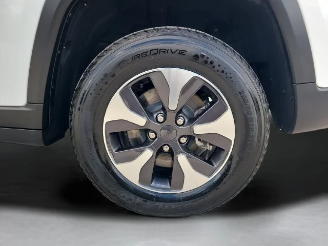 Used 2024 White Jeep LIMI image 38