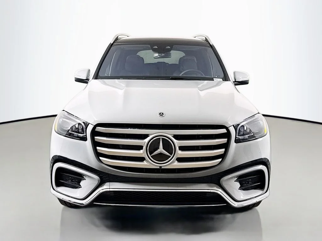 New 2026 White Mercedes-Benz GLS 580 image 2