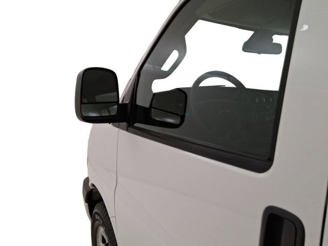 2024 Chevrolet Express Passenger LT - Photo 10