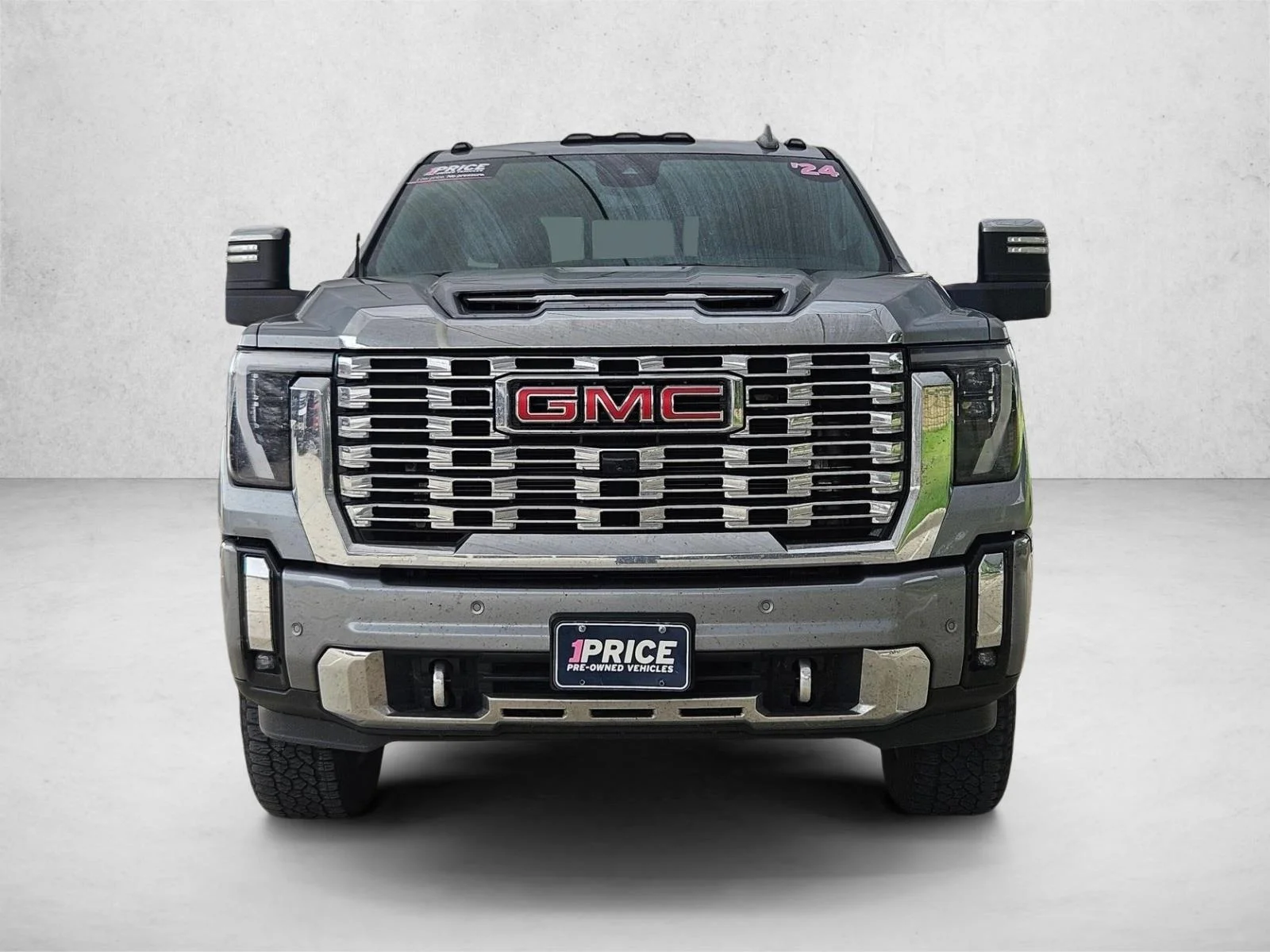 Used 2024 Sterling Metallic GMC Denali image 2