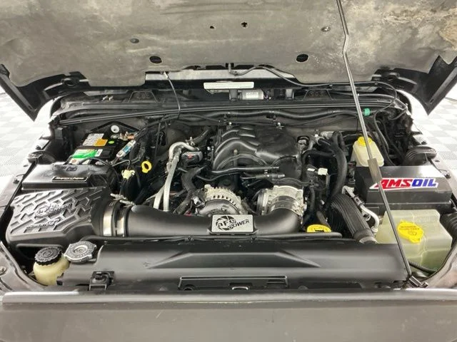 Used 2012 Black Jeep Unlimited Rubicon image 27