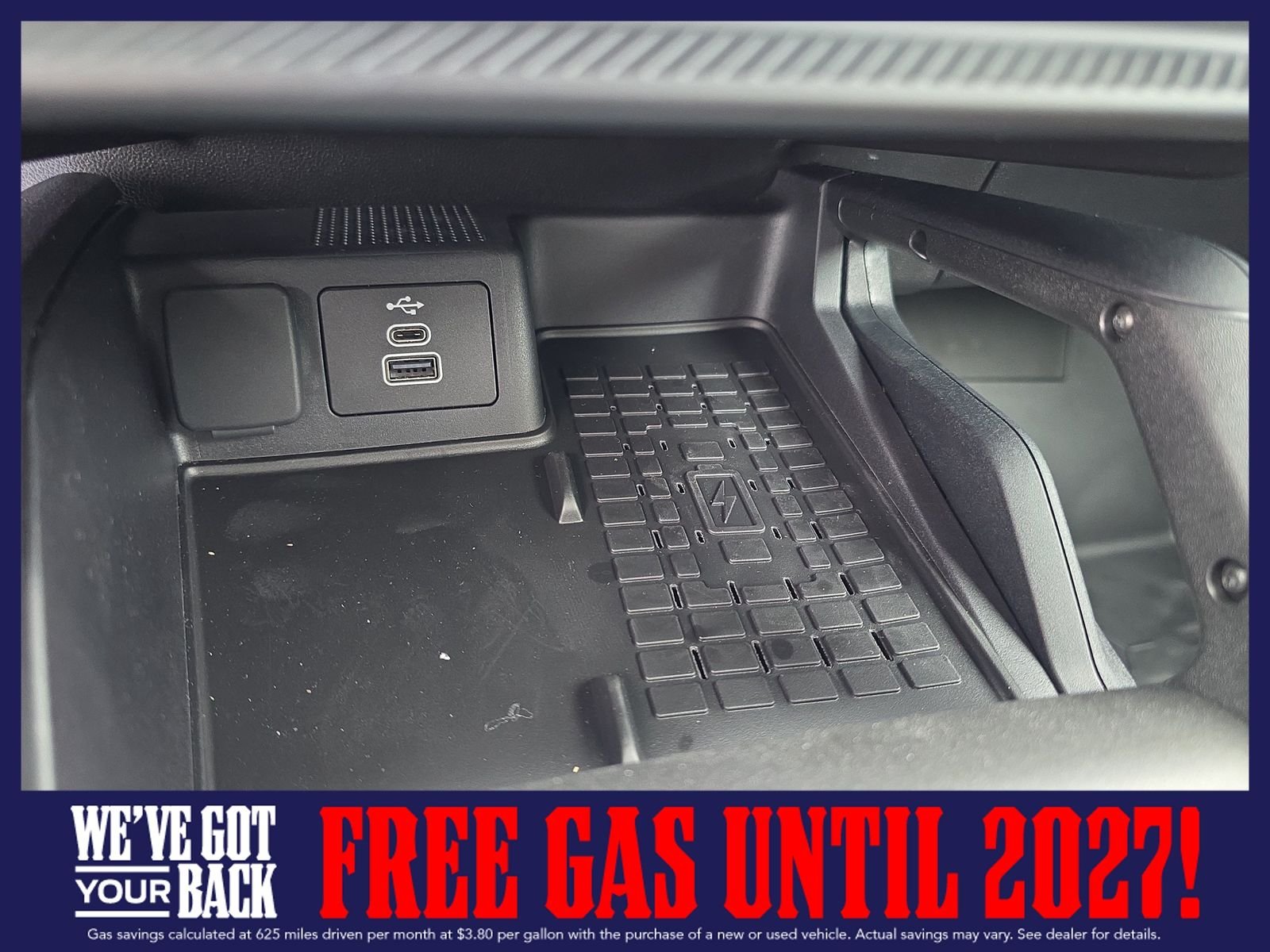 New 2025 Carbonized Gray Metallic Ford Outer Banks image 25
