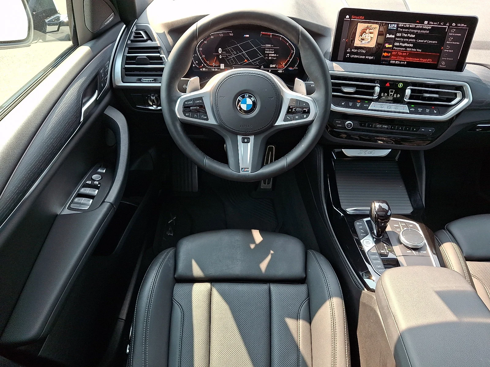 Used 2025 Alpine White BMW xDrive30i image 11