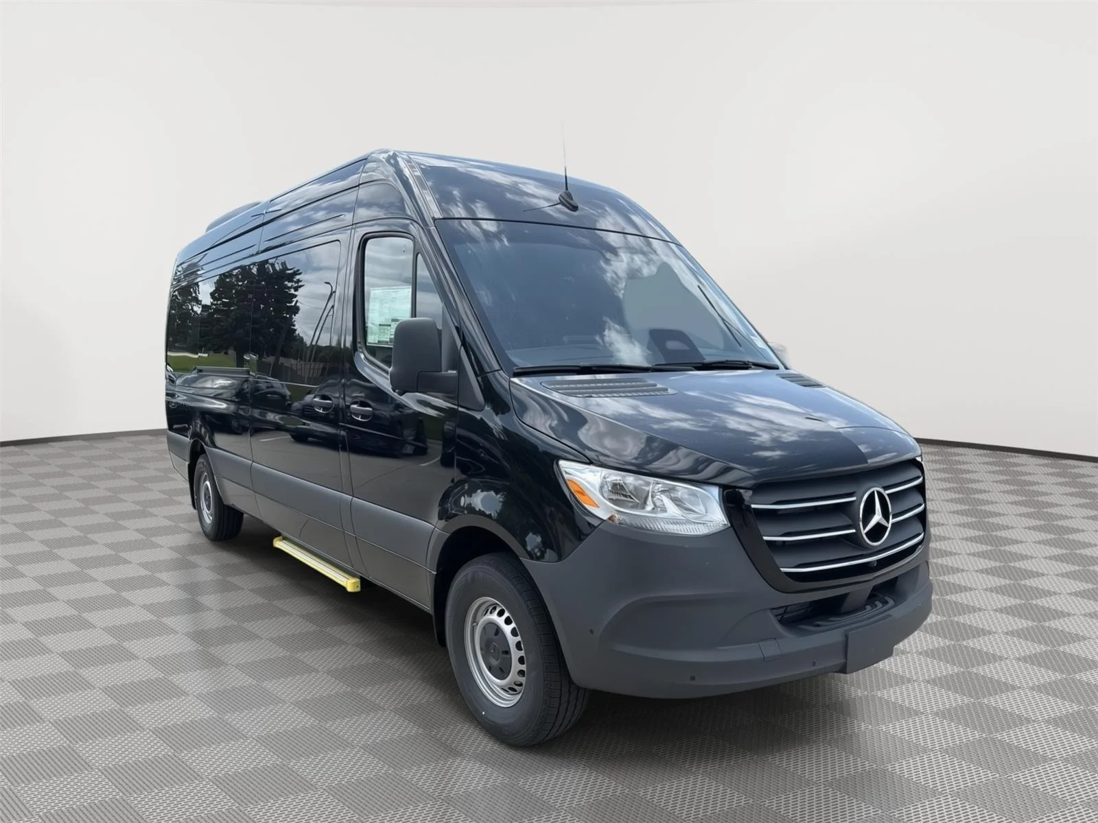 2026 Mercedes-Benz Sprinter 2500 170 WB HO High Roof's photo